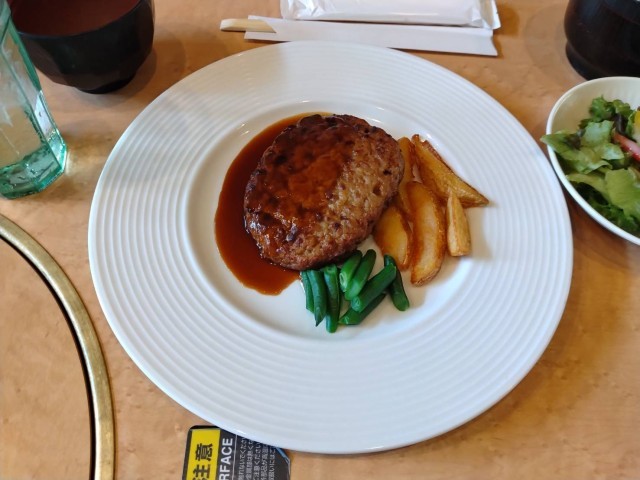 旅行中最後の食事です。