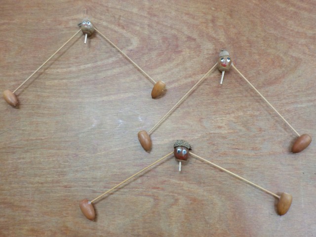 どんぐりやじろべえ