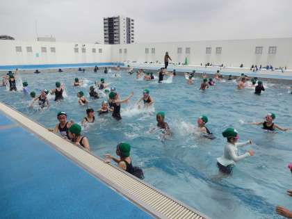 足立区立足立小学校 | 学校日記 | 2年 プール開き