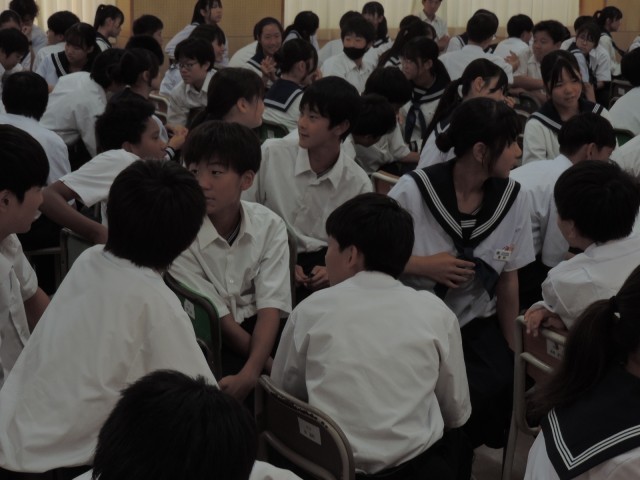 話合い活動の様子