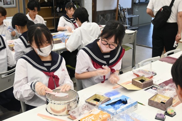 和菓子作り体験
