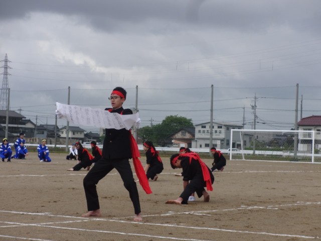 応援団の口上の場面