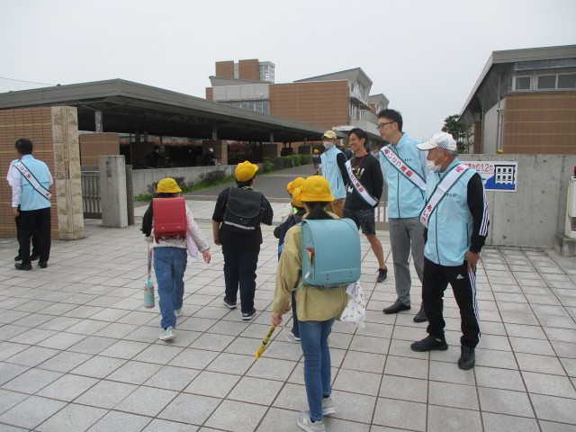 あいさつ運動4月３