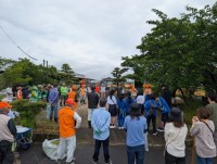 自治区の方々、中学生ボランティア、PTA会員、PTA役員