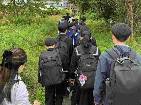 バス停へ