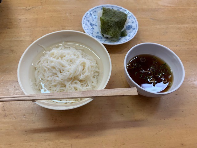 お昼ごはん