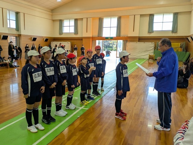 綱引きの部表彰式