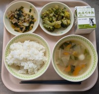 ３月１２日　給食.jpg